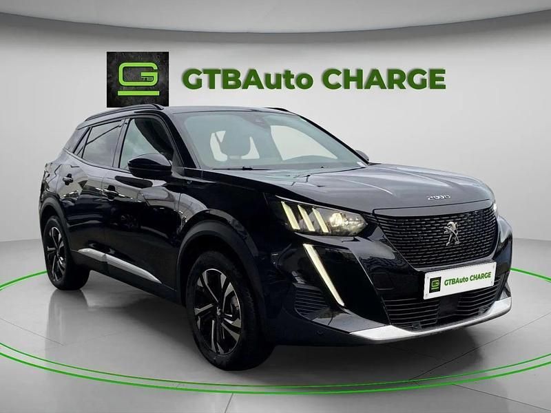 Preto Usado 2023 Peugeot e-2008 GT SUV | € 29.600 (Preço elevado) - Imagem 1/4