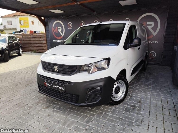 Branco Usado 2020 Peugeot Partner Premium Monovolume | € 15.900 (Preço elevado) - Imagem 1/1