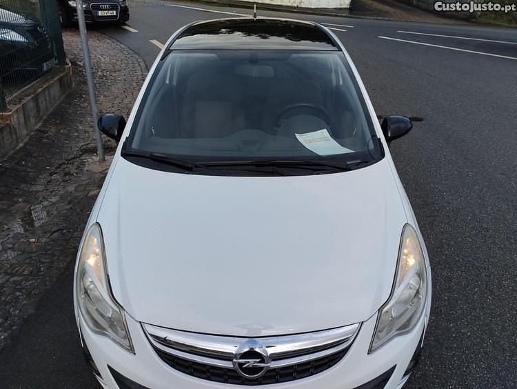 Branco Usado 2012 Opel Corsa Sport | € 5.900 (Preço justo) - Imagem 1/1