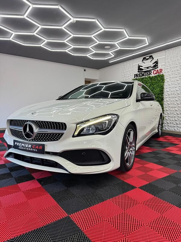 Branco Usado 2017 Mercedes CLA220 Shooting Brake AMG line Carrinha | € 21.490 - Imagem 1/4