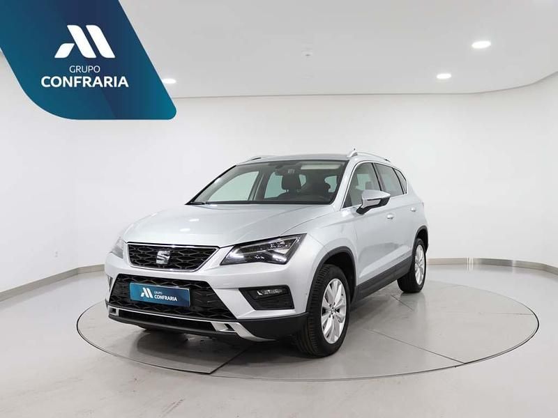 Usado Seat Ateca 115 HP (84 kW) 2017 Cinzento SUV
