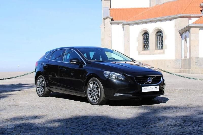 Preto Usado 2014 Volvo V40 Kinetic Carrinha | € 11.990 (Bom preço) - Imagem 1/4
