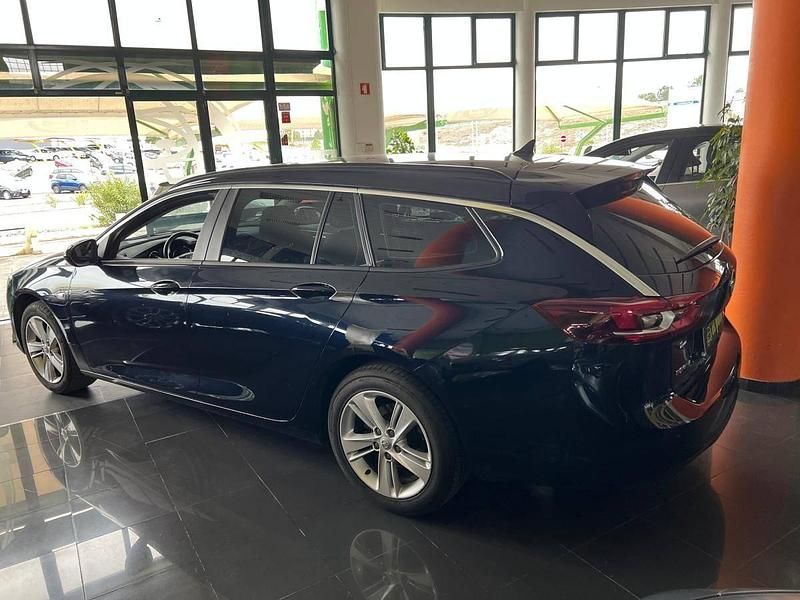 Usado Opel Insignia Innovation 110 HP (80 kW) 2020 Azul Carrinha