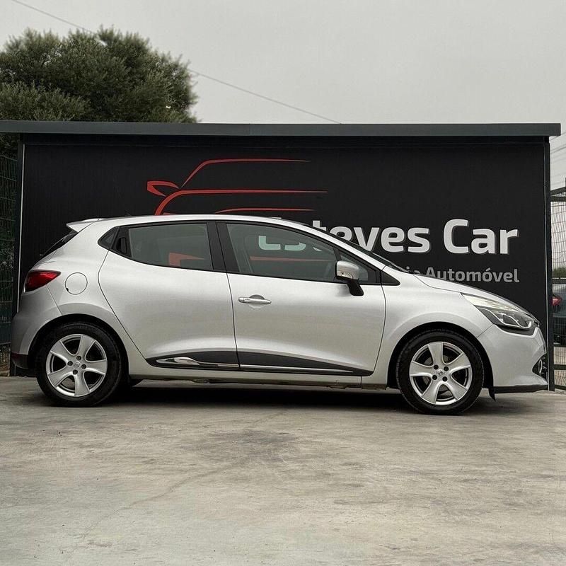Usado Renault Clio IV LIMITED 90 HP (66 kW) 2015 Cinza