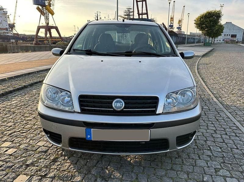 Usado 2005 Fiat Punto Citadino | € 2.750 (Preço justo) - Imagem 1/4