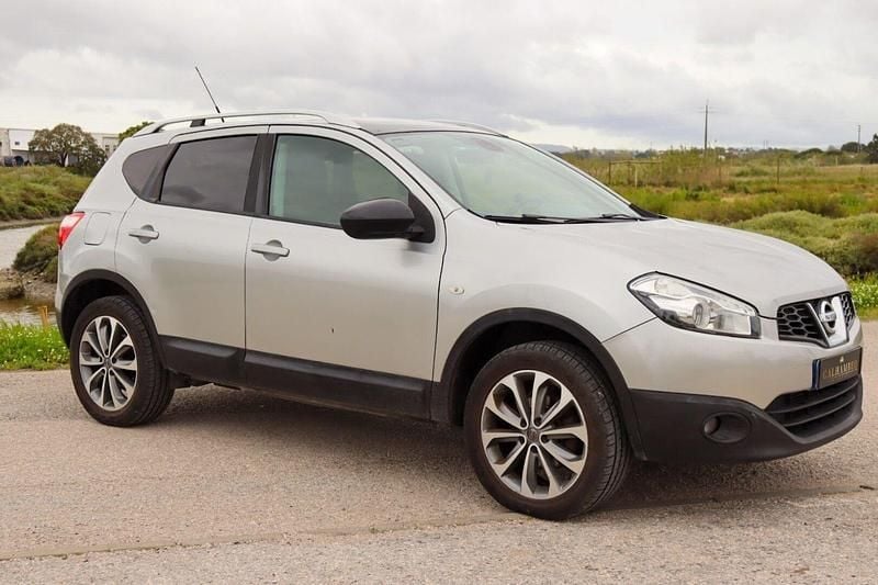 Cinzento Usado 2011 Nissan Qashqai Acenta SUV | € 8.990 (Super Preço) - Imagem 1/4