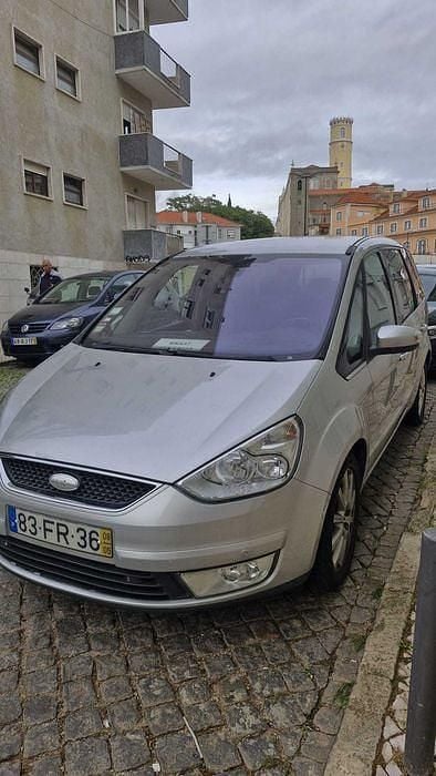 Usado 2008 Ford Galaxy Monovolume | € 3.890 - Imagem 1/4
