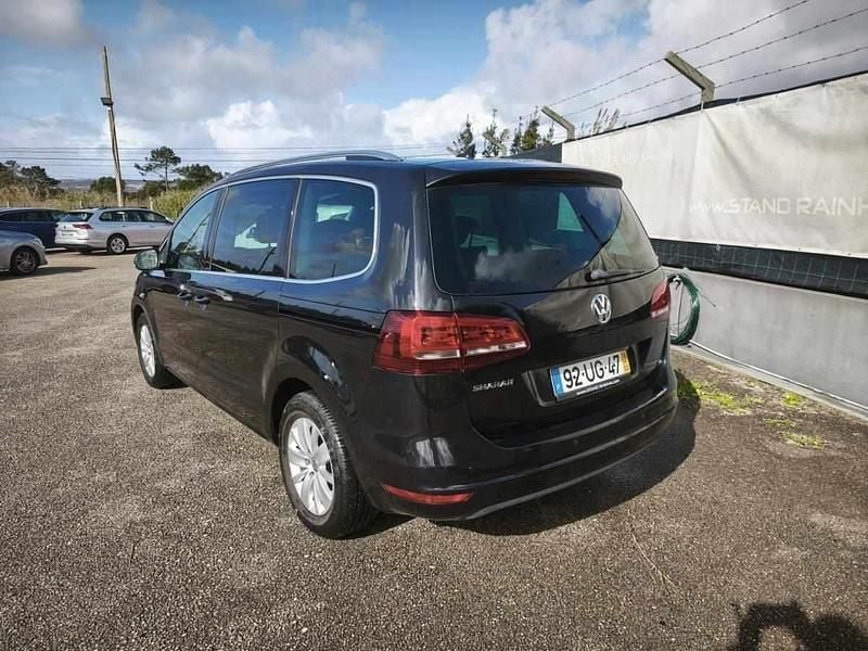 Usado VW Sharan 150 HP (110 kW) 2018 Preto Monovolume