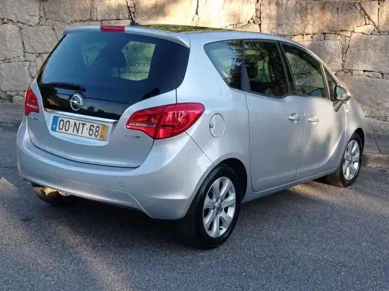 Usado Opel Meriva S 95 HP (69 kW) 2013 Cinza Monovolume
