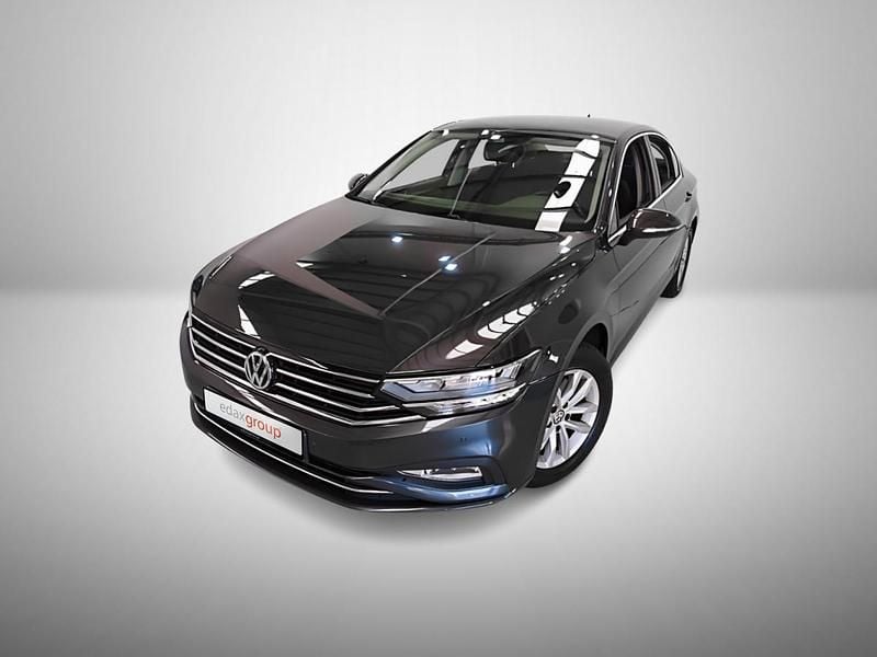 Preto Usado 2020 VW Passat Business Sedan | € 14.490 (Bom preço) - Imagem 1/4