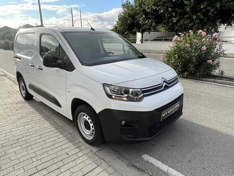 Branco Usado 2019 Citroën Berlingo Monovolume | € 12.990 (Preço justo) - Imagem 1/4