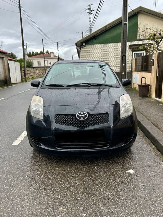 Usado 2008 Toyota Yaris Sedan | € 6.700 (Preço justo) - Imagem 1/4