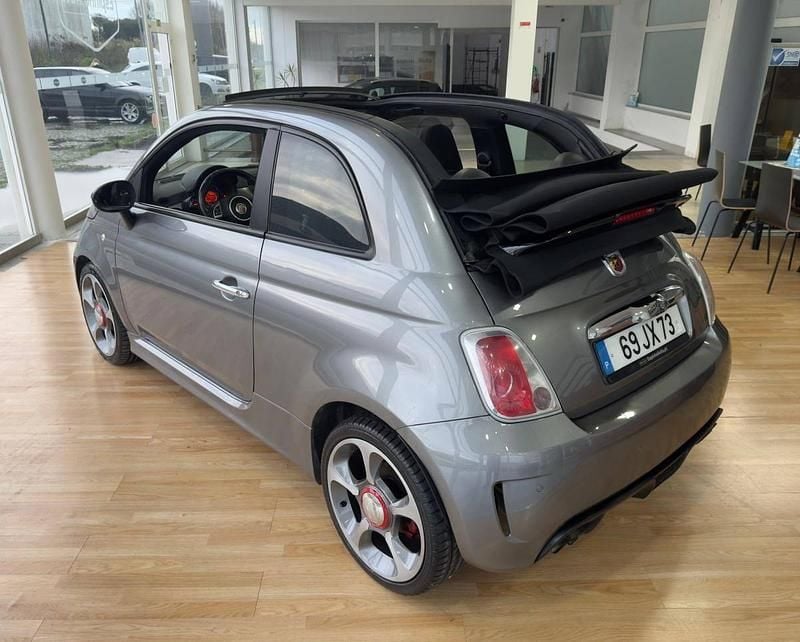 Usado Abarth 500 140 HP (102 kW) 2010 Cinzento