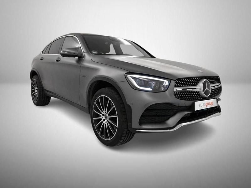 Cinza Usado 2021 Mercedes GLC300 AMG line Coupé | € 50.990 (Bom preço) - Imagem 1/4