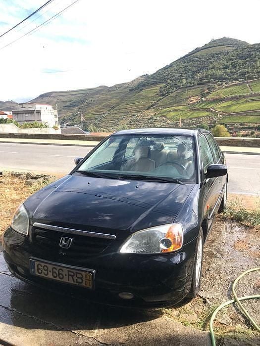 Usado 2001 Honda Civic Sedan | € 4.000 (Bom preço) - Imagem 1/4