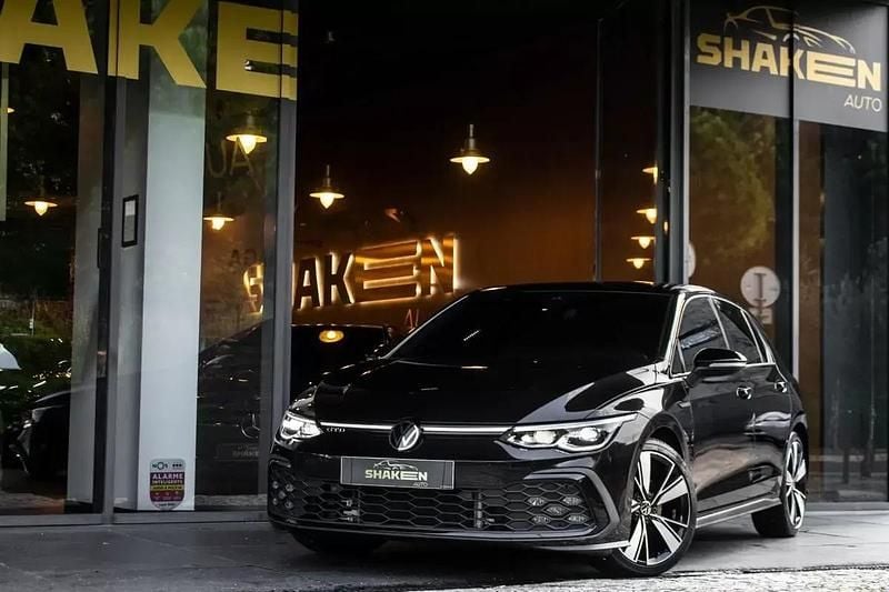 Preto Usado 2022 VW Golf VIII GTD Citadino | € 34.990 (Preço justo) - Imagem 1/4