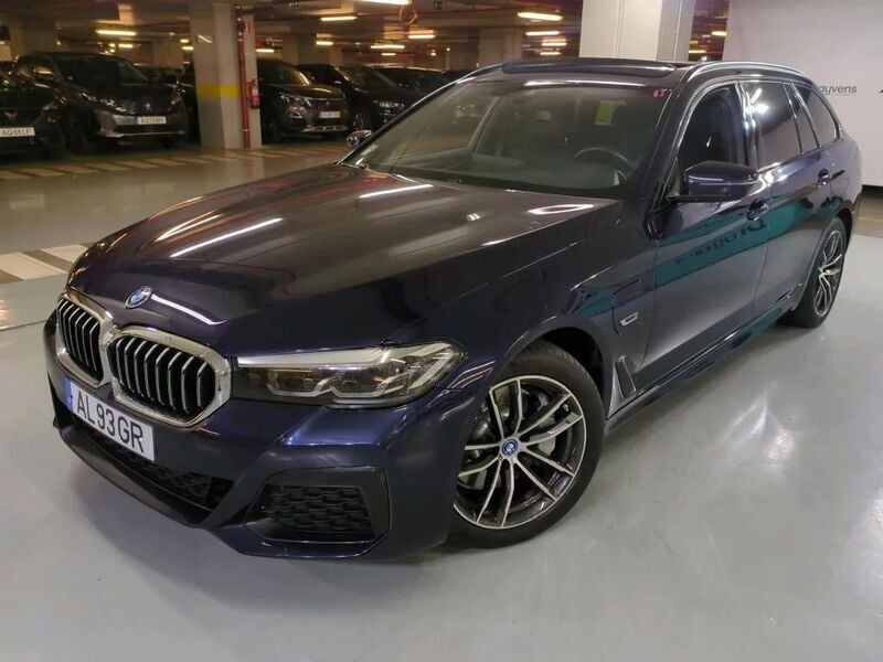 Azul Usado 2021 BMW 530 Coupé | € 37.200 - Imagem 1/4