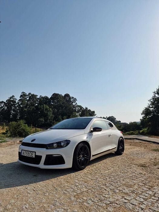 Branco Usado 2011 VW Scirocco Coupé | € 9.900 (Preço justo) - Imagem 1/4