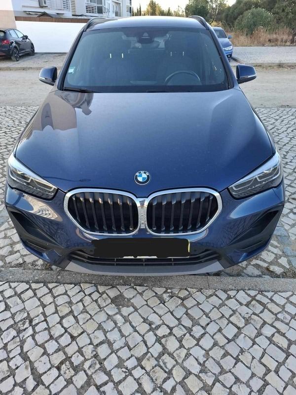 Azul Usado 2021 BMW 116 Citadino | € 29.800 (Caro) - Imagem 1/4