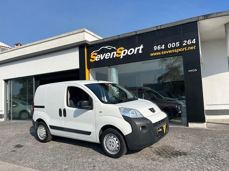 Branco Usado 2015 Peugeot Bipper Monovolume | € 6.750 - Imagem 1/4