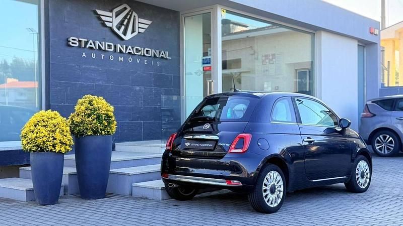 Usado Fiat 500 70 HP (51 kW) 2022 Preto