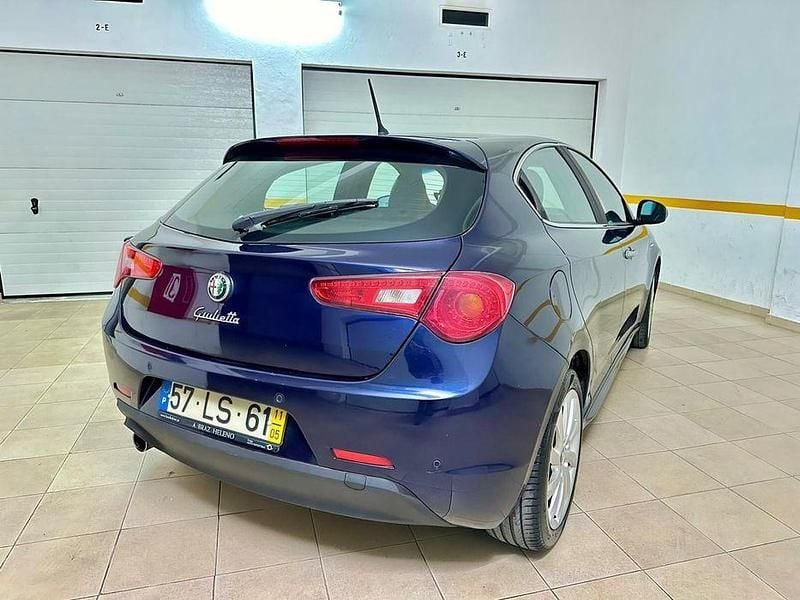 Usado Alfa Romeo Giulietta 2011 Citadino