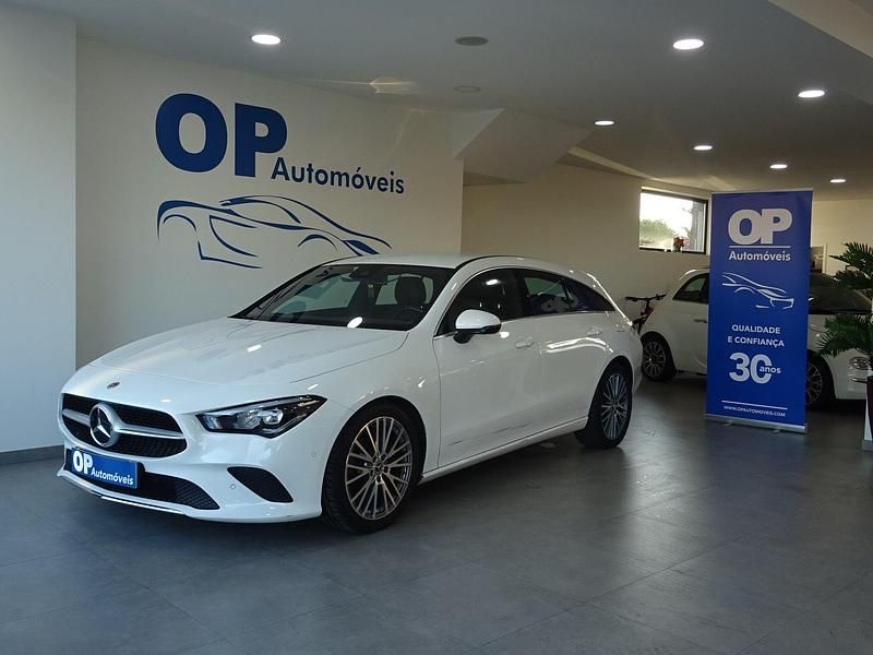 Branco Usado 2020 Mercedes CLA180 Shooting Brake Progressive Carrinha | € 27.750 (Preço justo) - Imagem 1/4
