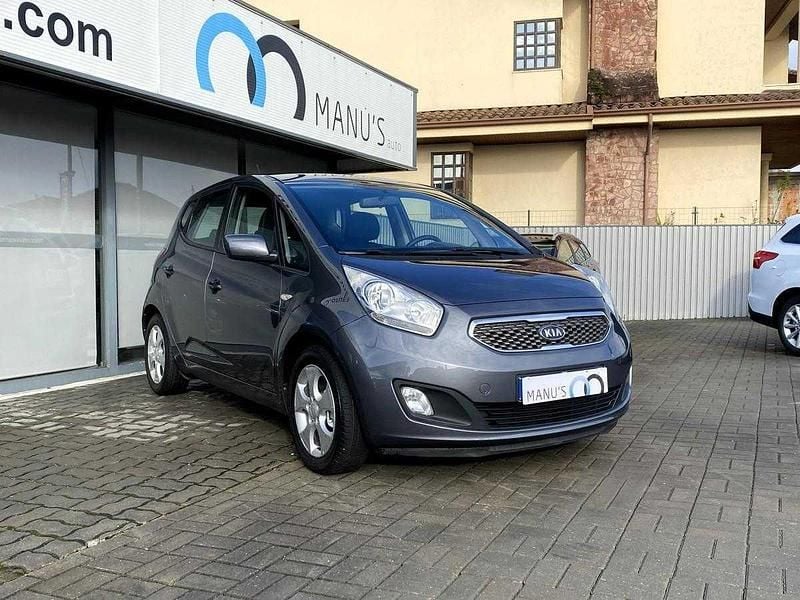 Usado Kia Venga EX 77 HP (56 kW) 2013 Cinzento Citadino
