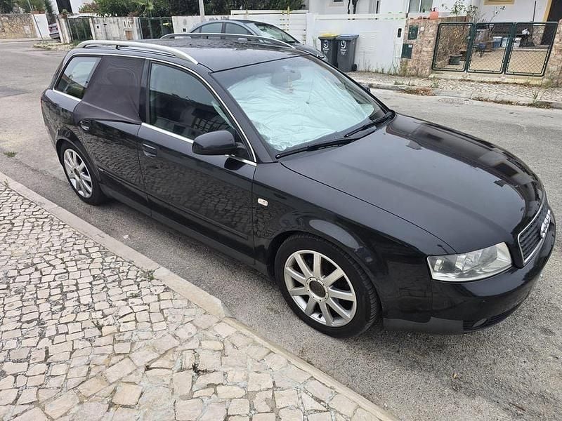Usado 2003 Audi A4 S-Line Sedan | € 7.500 (Caro) - Imagem 1/4