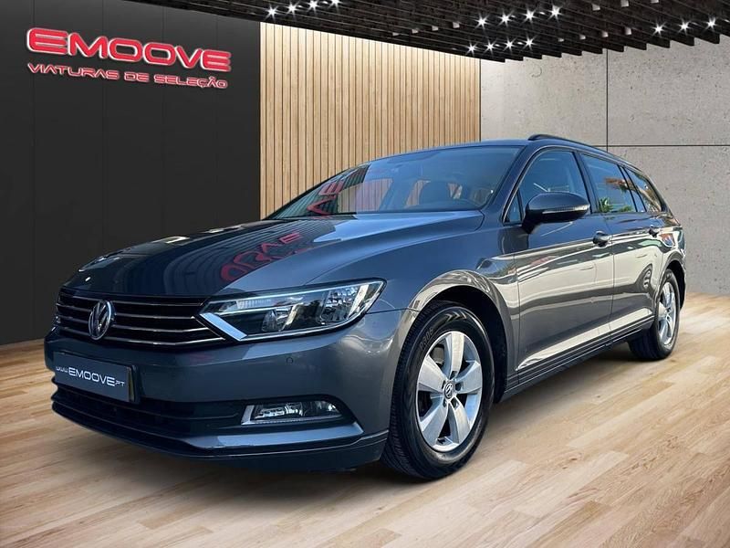 Cinza Usado 2017 VW Passat Sedan | € 12.980 (Bom preço) - Imagem 1/4