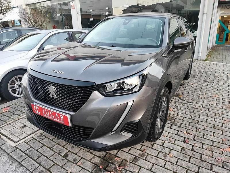 Usado Peugeot 2008 110 HP (80 kW) 2021 Cinzento SUV
