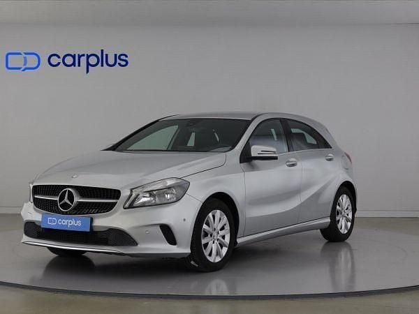 Cinza Usado 2016 Mercedes A180 | € 17.190 (Preço justo) - Imagem 1/4