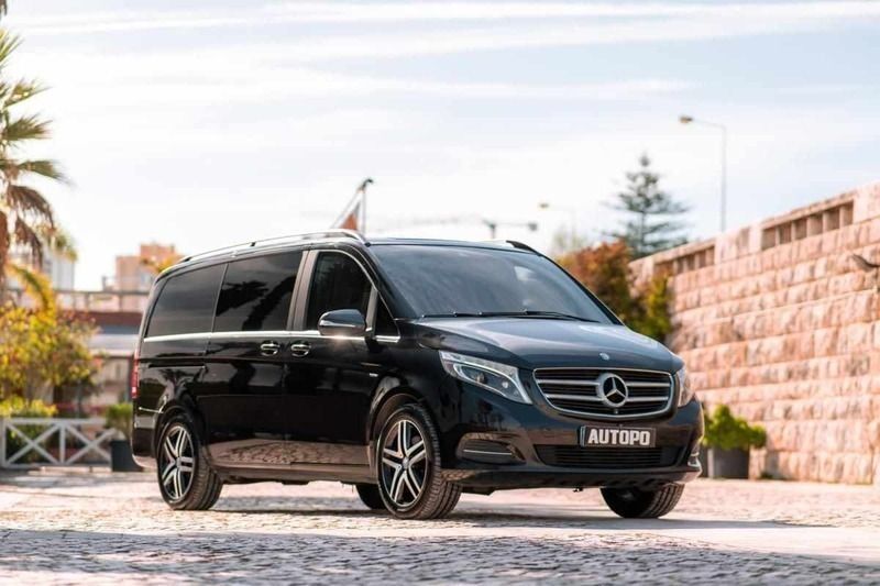 Preto Usado 2014 Mercedes V250 Edition 1 Monovolume | € 46.900 (Preço justo) - Imagem 1/4