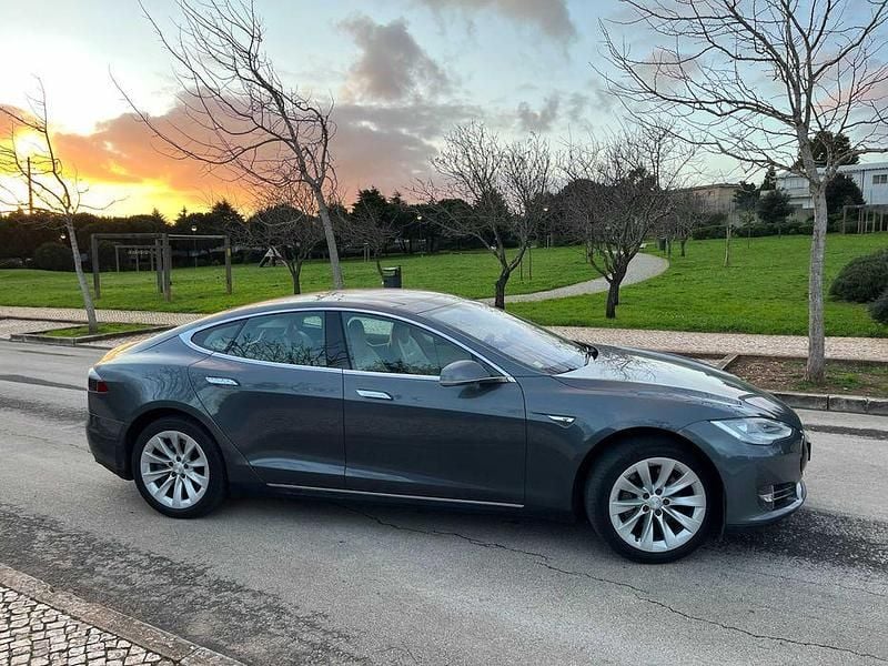 Usado Tesla Model S 278 kW (378 HP) 2013 Citadino