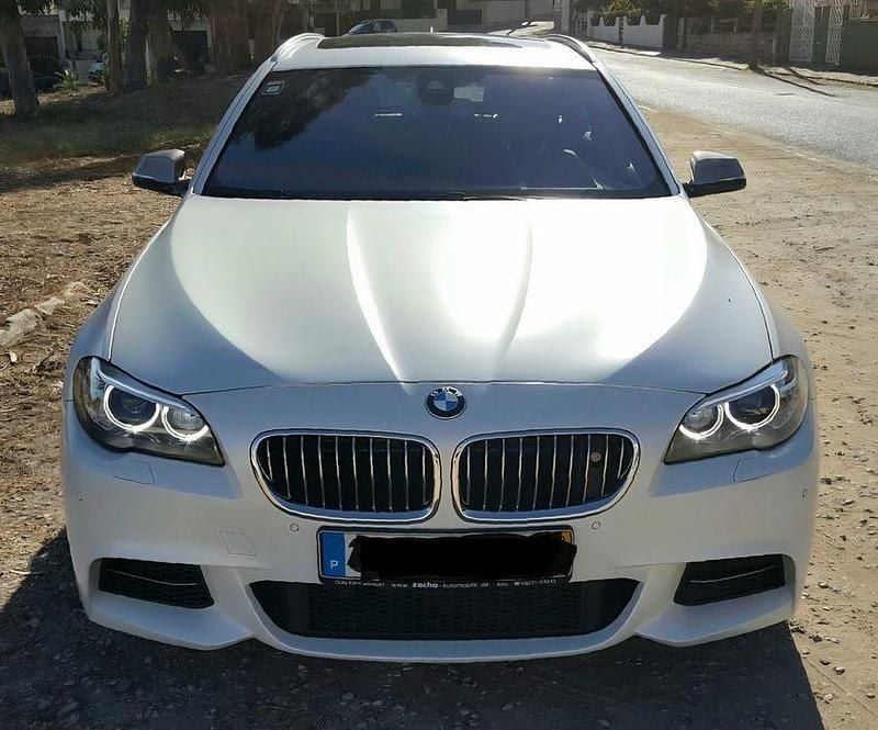 Usado 2013 BMW M550 Sedan | € 31.870 - Imagem 1/4