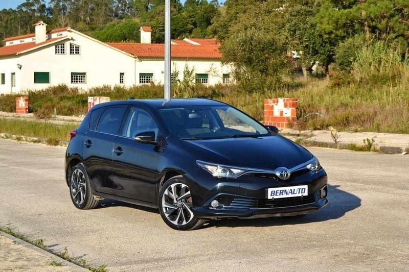 Cinzento Usado 2016 Toyota Auris Comfort Citadino | € 13.800 - Imagem 1/4