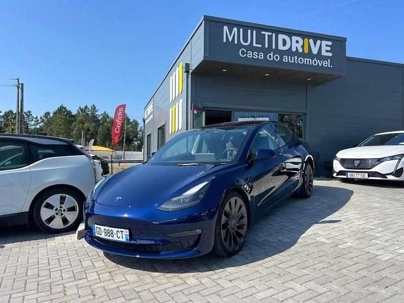 Azul Usado 2021 Tesla Model 3 Performance Sedan | € 27.900 (Bom preço) - Imagem 1/4