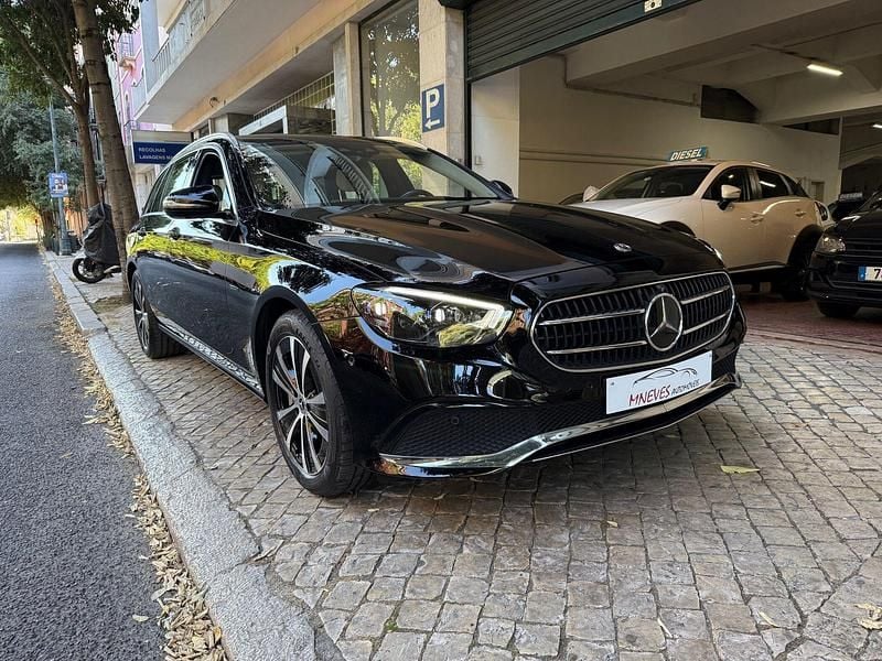 Preto Usado 2020 Mercedes E300 Avantgarde Carrinha | € 35.000 (Preço justo) - Imagem 1/4