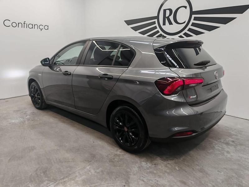 Usado Fiat Tipo Street 95 HP (69 kW) 2020 Antracite Sedan