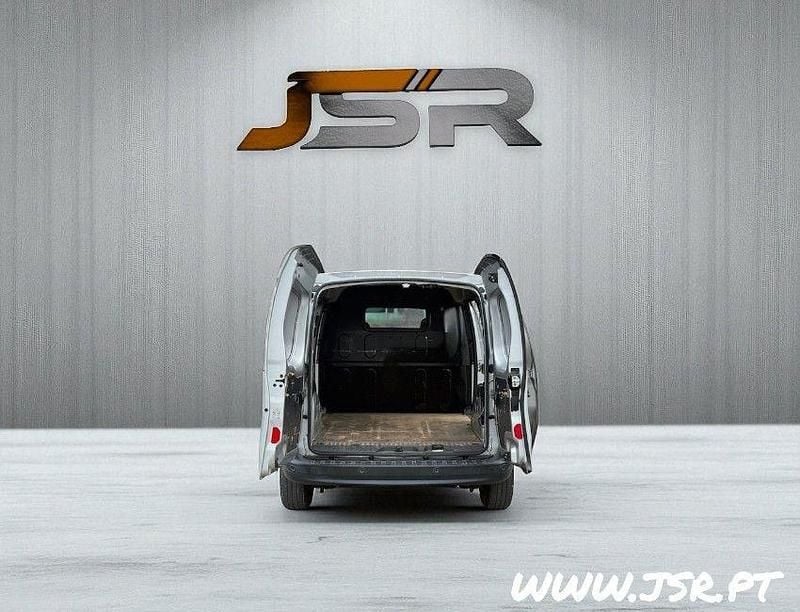 Usado Renault Kangoo Business 90 HP (66 kW) 2019 Branco Sedan