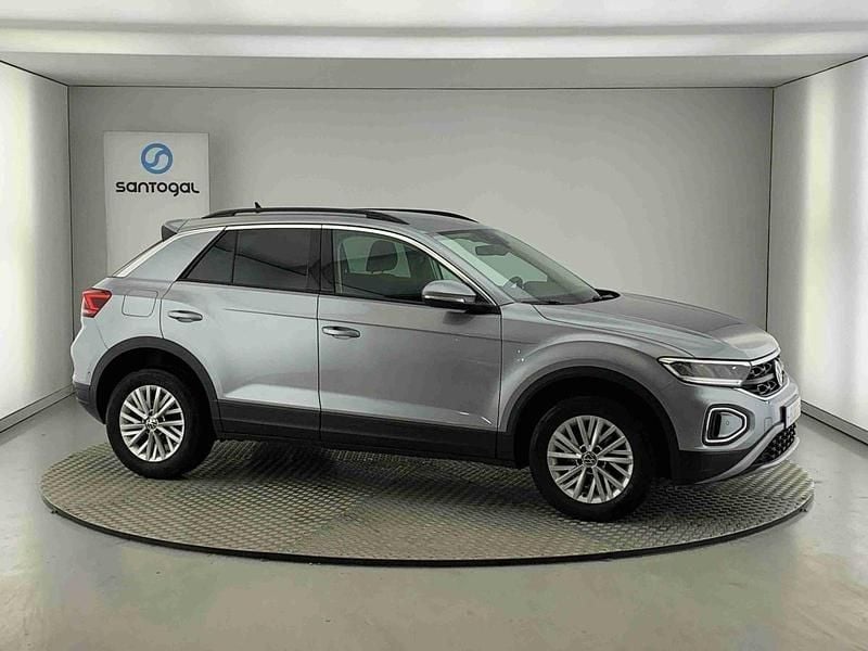 Outro Usado 2024 VW T-Roc Life SUV | € 23.990 (Preço justo) - Imagem 1/4
