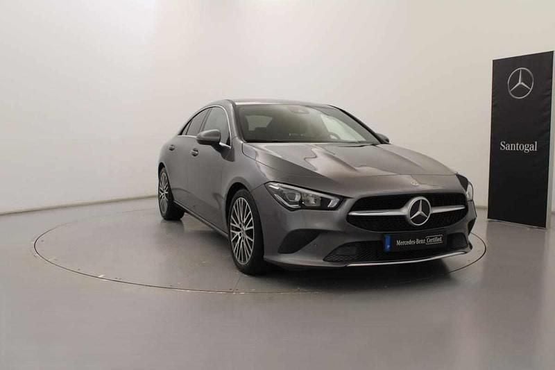 Cinzento Usado 2020 Mercedes CLA180 Sedan | € 28.990 (Preço justo) - Imagem 1/4