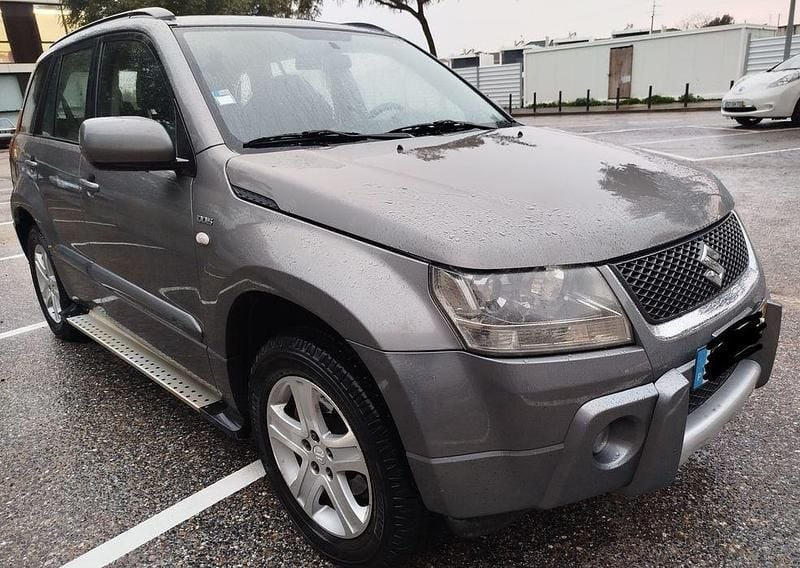 Usado Suzuki Vitara Sport 130 HP (95 kW) 2007 Sedan