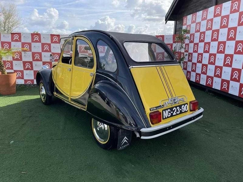 Usado Citroën 2CV Charleston 29 HP (21 kW) 1983 Amarelo Sedan
