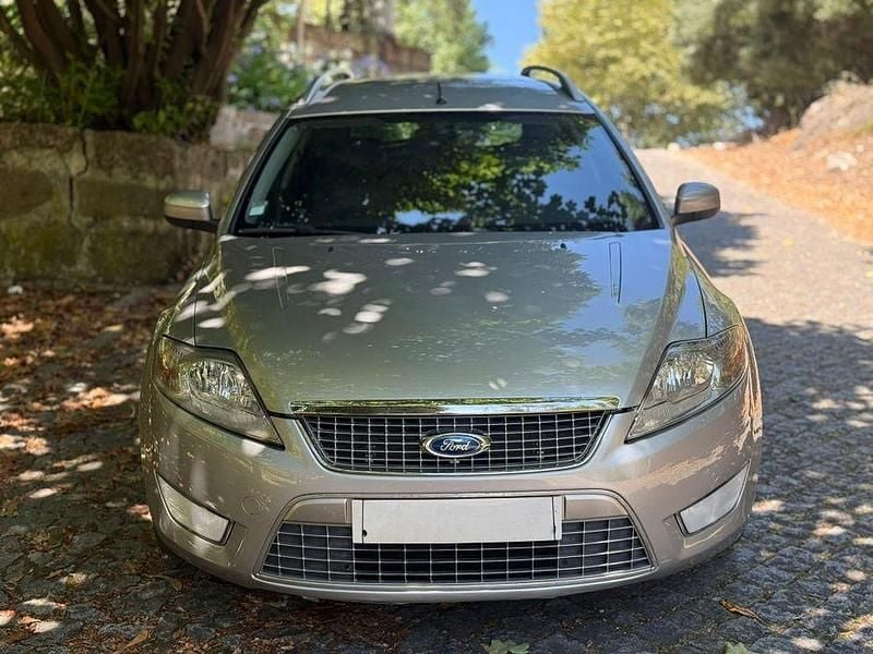 Usado 2007 Ford Mondeo Titanium Sedan | € 4.150 - Imagem 1/4