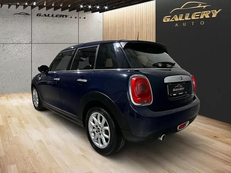Usado Mini One D 95 HP (69 kW) 2017 Azul escuro Citadino