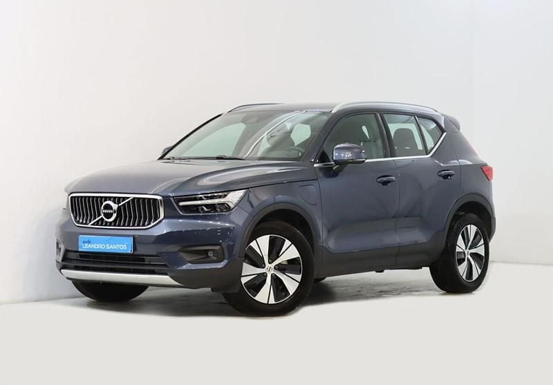 Azul Usado 2021 Volvo XC40 SUV | € 30.400 (Preço justo) - Imagem 1/2