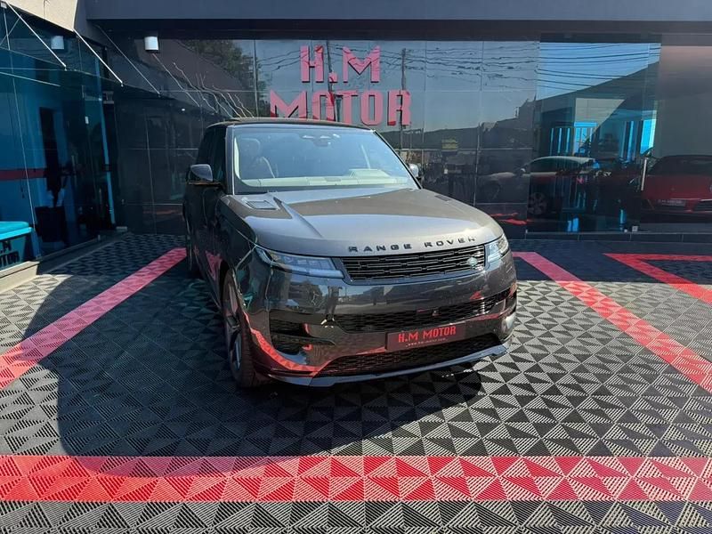 Cinzento Usado 2025 Land Rover Range Rover Sport HSE Dynamic SUV | € 136.000 - Imagem 1/4