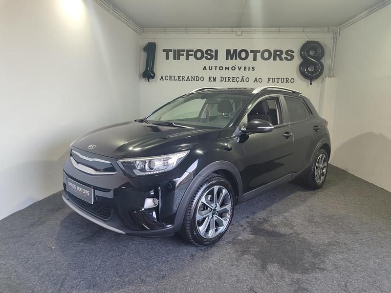 Preto Usado 2020 Kia Stonic SUV | € 14.250 (Preço justo) - Imagem 1/4