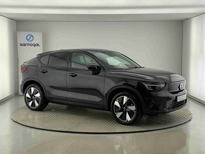 Preto Usado 2024 Volvo EC40 Plus SUV | € 48.990 (Preço justo) - Imagem 1/4